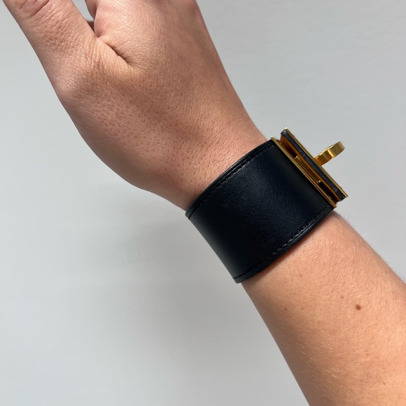 Hermès Leather Bracelet - Picture 6 of 9